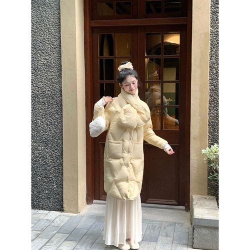 桃可了◆《小猫的奶香油画》奶黄包围巾可拆卸90%白鸭绒羽绒服女