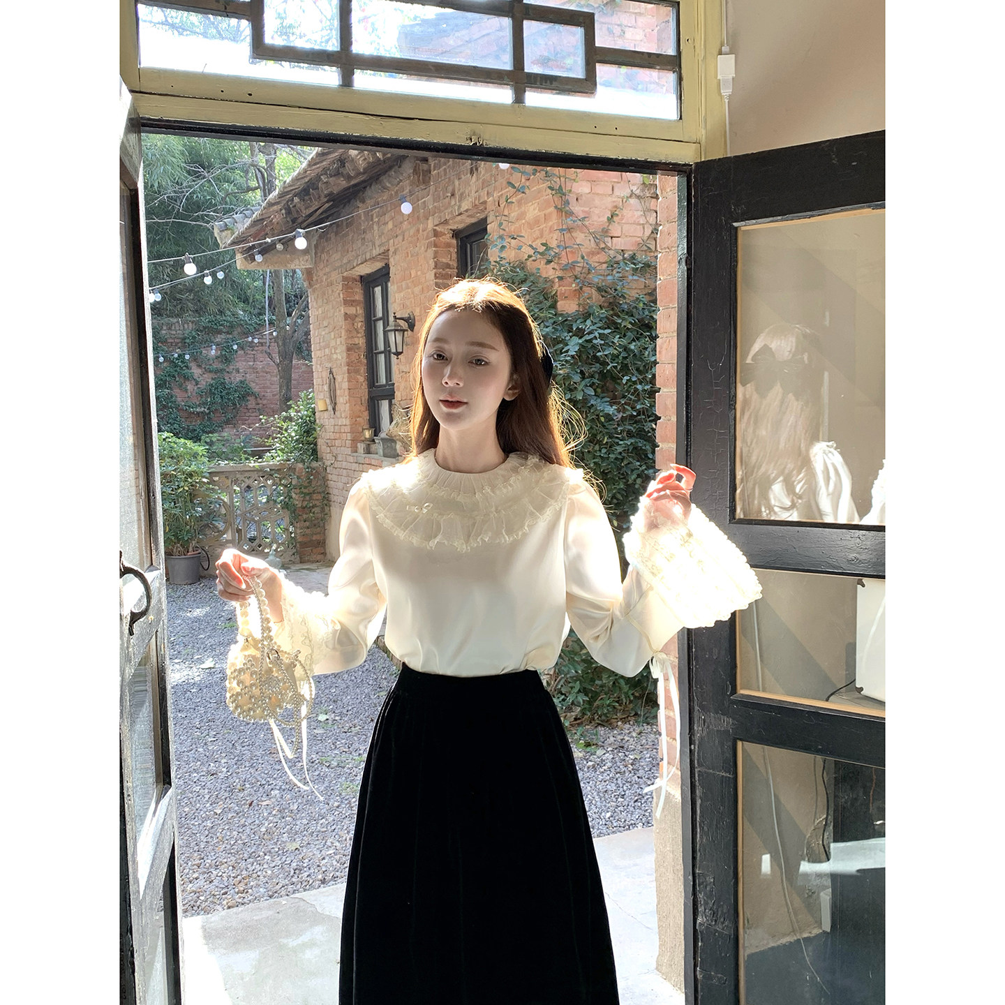 桃可了 细砂糖白 重工甜美细节感满满缎面衬衣女设计感衬衫上衣