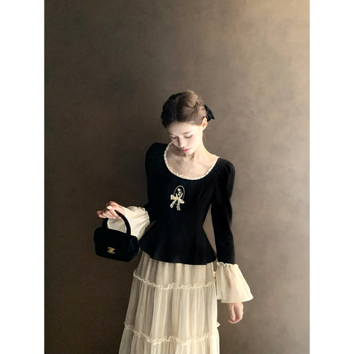 桃可了 夜莺与铃兰 刺绣修身显瘦内搭打底上衣女高腰半身裙套装