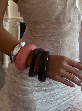 设计感高级光面环形手镯