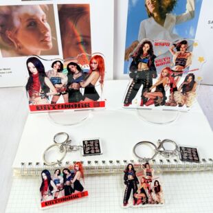 吒冬柚梨宁钥匙扣新专DirtyWork周边钥匙扣亚克力立牌桌面摆件ins