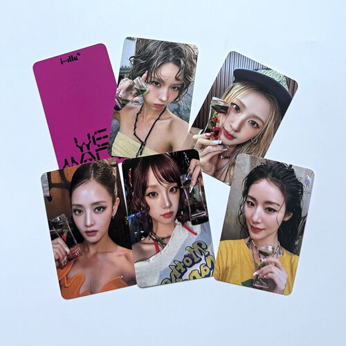 KpopIDLE女娃明信片特典照片