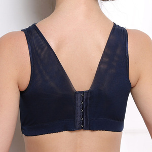 加大码文胸内衣胖mm200斤薄款大罩杯胸罩聚拢肥胖女niyi全罩杯IO8