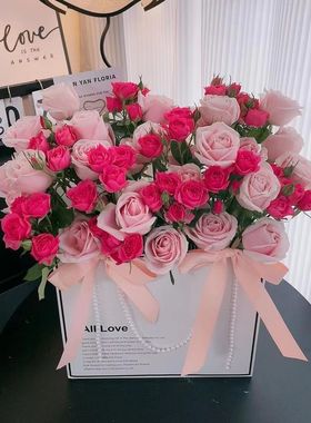 粉红雪山苏菲泡泡混搭基地水养花直发百合同城速递送人礼物情人节