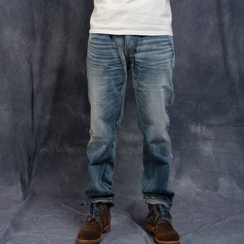 重制版余文乐水洗破洞直筒牛仔裤