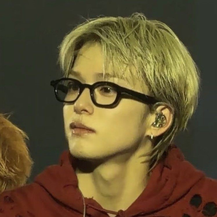 代购品质韩国滨田朝光同款小框黑框眼镜架板材可配近视平光防蓝光