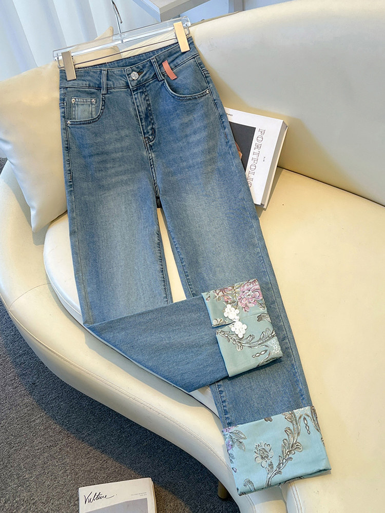 高档垂顺柔软新中式盘扣烟管牛仔裤女爆款春秋刺绣小个九分直筒裤
