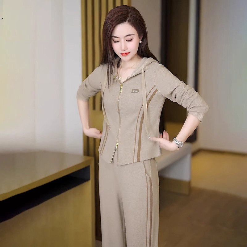 高档休闲运动套装女士春秋宽松连帽开衫外套阔腿裤跑步服两件套,女装/女士精品,休闲运动套装,淘宝优惠券,粉丝福利购,淘宝优惠卷