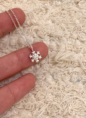 百搭雪花项链精致百搭冬日气质吊坠颈饰女小众设计感轻奢锁骨链