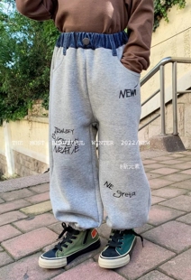 新元素中大童秋冬男女童一体绒百搭束脚裤字母印花加绒运动卫裤