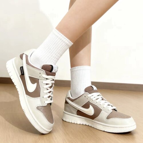Nike Dunk Gore-Tex 舒适 防水 低帮 板鞋 男款 米棕HQ2053-002