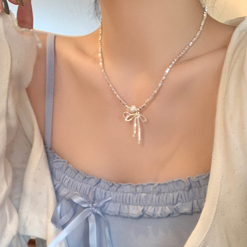 蝴蝶结粉钻项链配饰女轻奢小众设计ins高级感锁骨链闺蜜潮