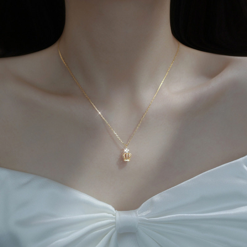 闪钻皇冠项链女简约小众设计感