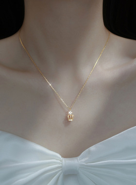 闪钻皇冠项链女简约小众设计感