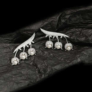 李沁同款耳环女高级感轻奢气质智慧果实耳坠短发耳饰小众满钻耳钉