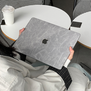 适用MacBookAir保护壳2026新款 16电脑外壳套 Neo13寸皮革软苹果笔记本M5Pro14