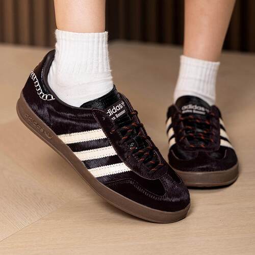 茵特丨阿迪达斯女鞋板鞋运动鞋WB GAZELLE PONY低帮休闲鞋KK3640