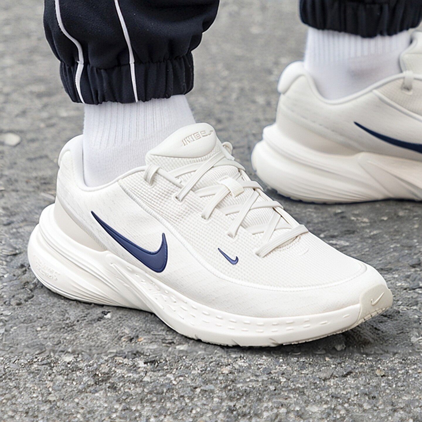 耐克休闲鞋男鞋官方旗舰2026春季新款跑步鞋减震运动鞋休闲小白鞋