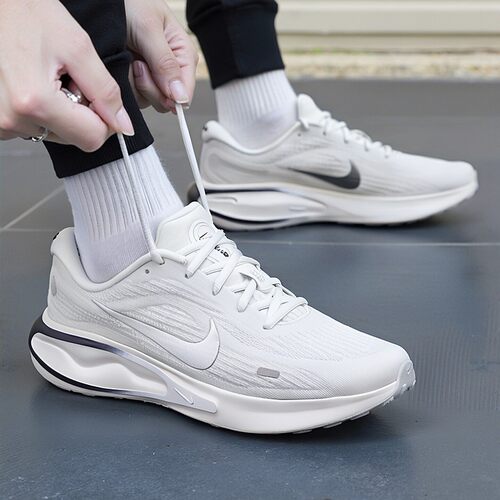 茵特丨NIKE耐克男鞋2026新款夏JOURNEY RUN运动鞋缓震网面跑步鞋