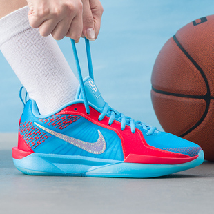 耐克女鞋2026春季新款青少年运动鞋萨布丽娜2代战训练休闲篮球鞋