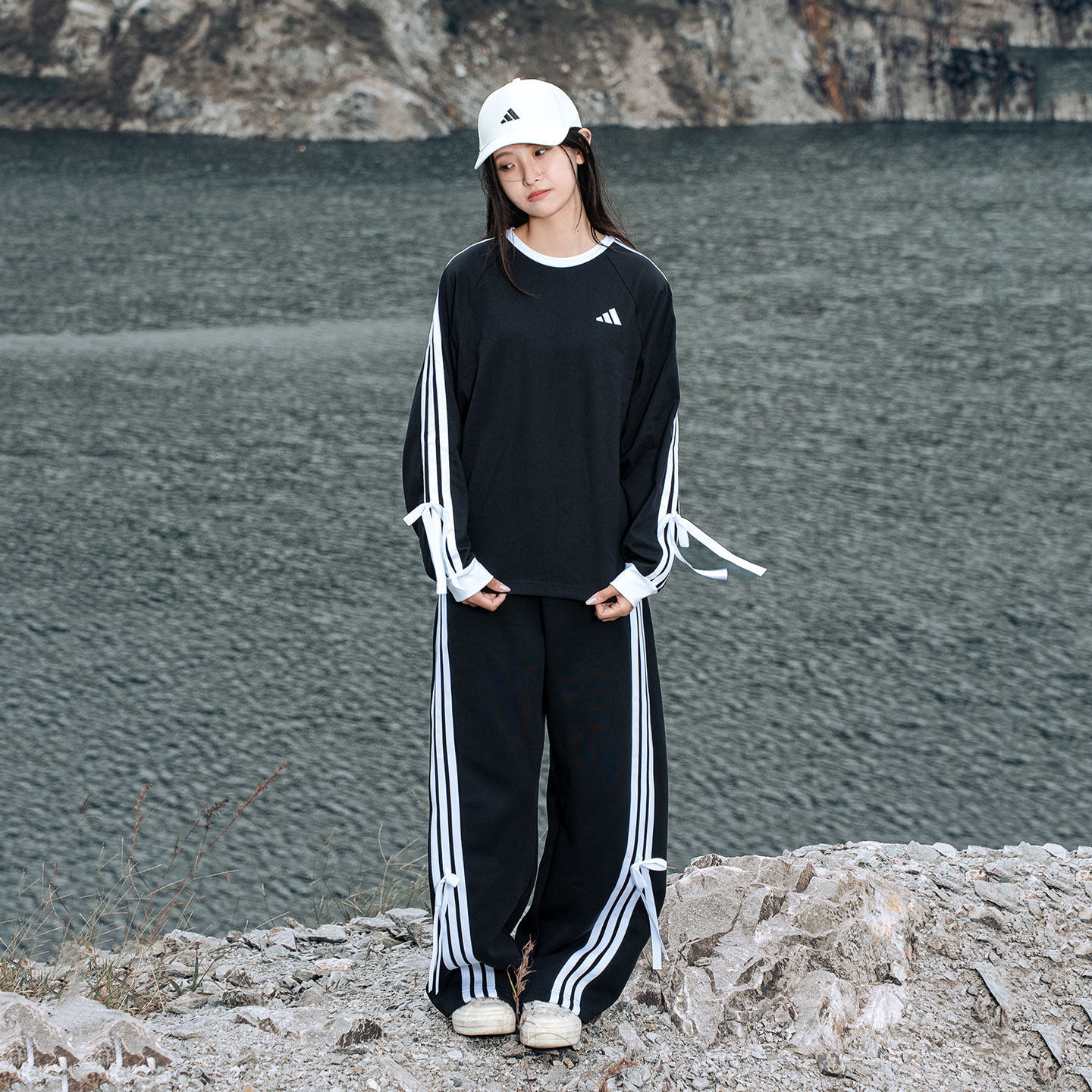 阿迪达斯套装女款长袖T恤冬季黑色宽松时尚两件套套头衫直筒长裤,运动服/休闲服装,运动套装,淘宝优惠券,粉丝福利购,淘宝优惠卷