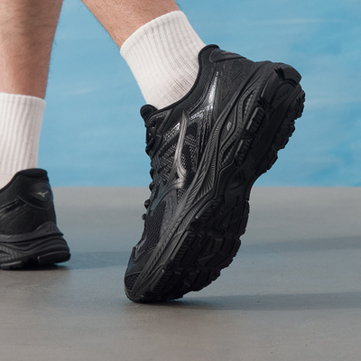 美津浓男鞋女鞋2025冬季新款情侣复古老爹鞋休闲鞋运动鞋RACER V2