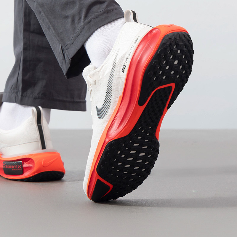NIKE耐克男鞋2025冬季ZOOMX INVINCIBLE RUN FK 3运动缓震跑步鞋