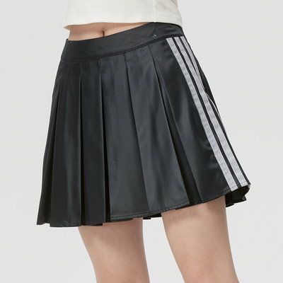 阿迪达斯女子百褶裙三条纹舞动系列运动休闲裙半身裙短裙KR7605