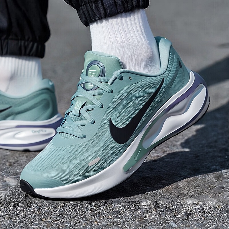 NIKE耐克跑鞋男2025冬季新款JOURNEY RUN缓震运动鞋跑步鞋FN0228