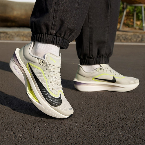 茵特丨耐克男鞋2026新款ZOOM FLY 6缓震回弹跑步鞋户外运动鞋