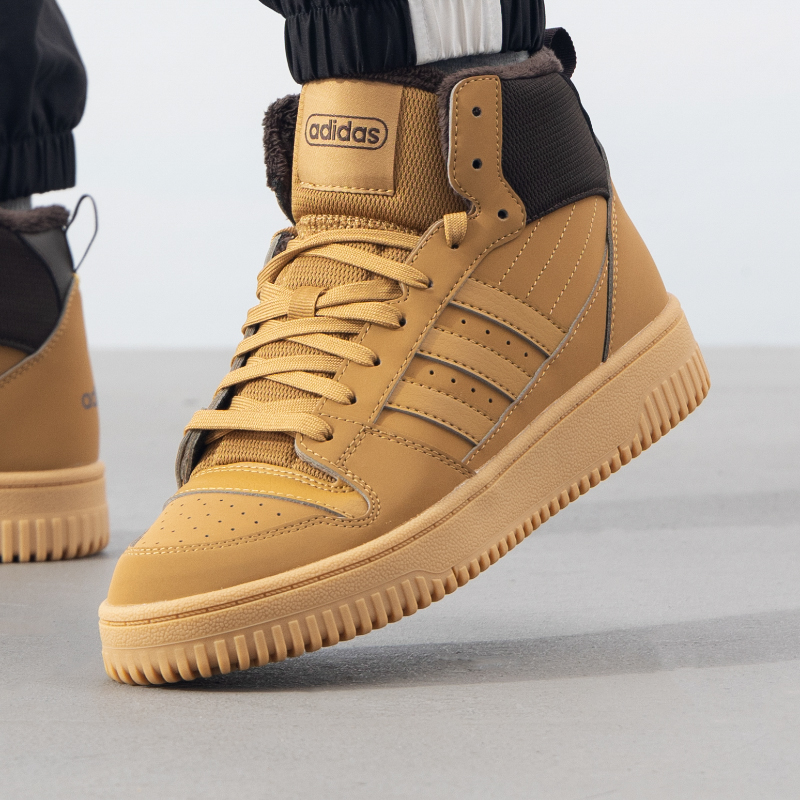阿迪达斯冬季加绒高帮板鞋小麦色男鞋女鞋情侣防滑减震运动休闲鞋