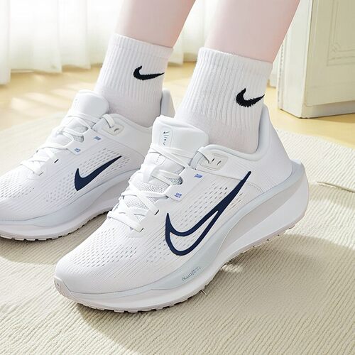 NIKE耐克QUEST6女子跑步鞋