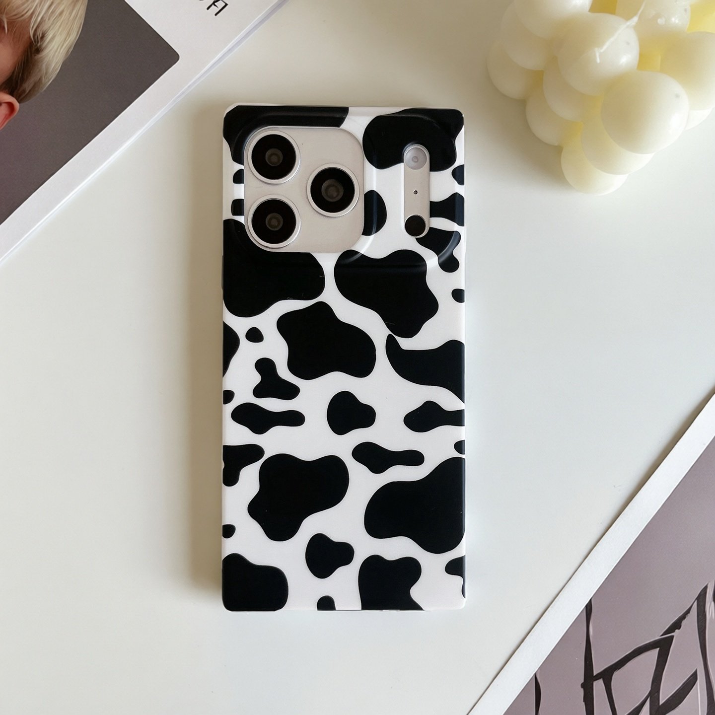 新款奶牛纹黑白简约适用苹果iPhone17promax方形直角边手机壳16/15/14/13保护套黑色全包边软壳撞色个性女生