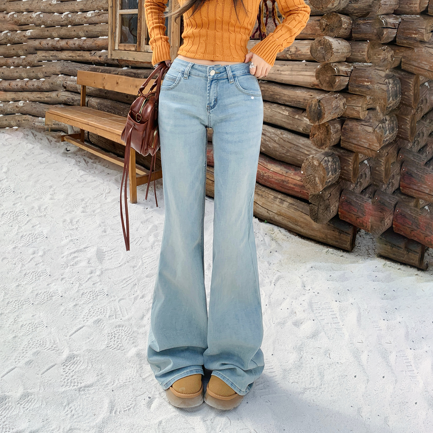 浅蓝色辣妹低腰喇叭牛仔裤女薄绒