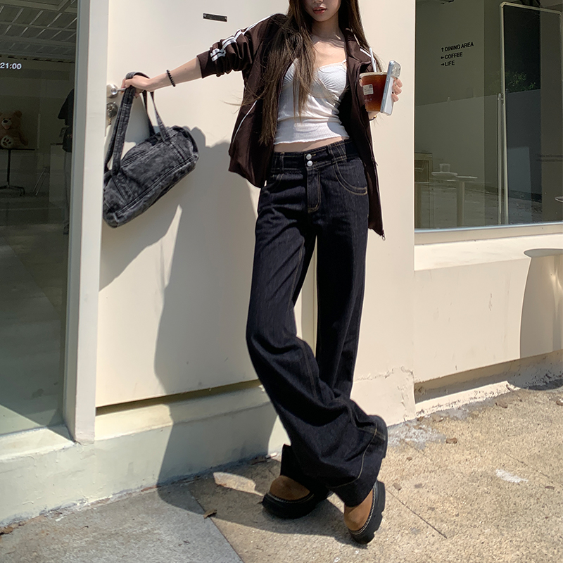 黑色不贴腿微喇叭牛仔裤女马蹄裤