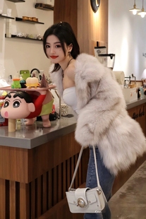 神明少女环保皮草外套2025新款托斯卡纳仿狐狸毛皮毛一体毛毛大衣