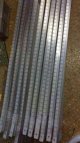 测量尺刻度尺定制不锈钢凹凸尺机械设备尺丝印吕牌迟子冲压尺粘