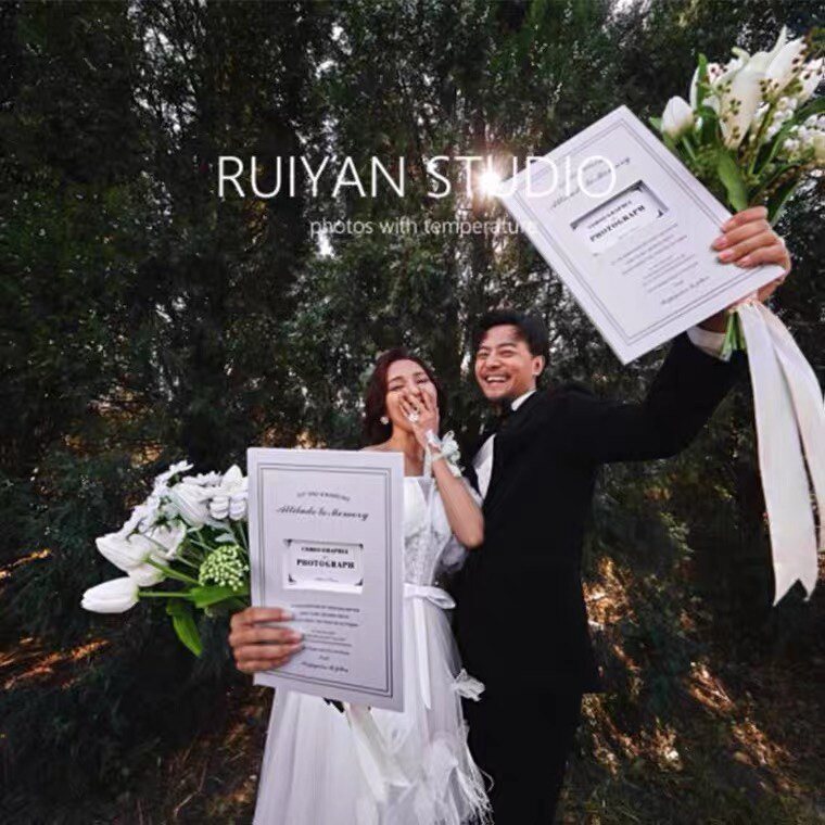 影楼新款小清新拍照手拿板婚礼告白宣誓言板森系外景婚纱摄影道具