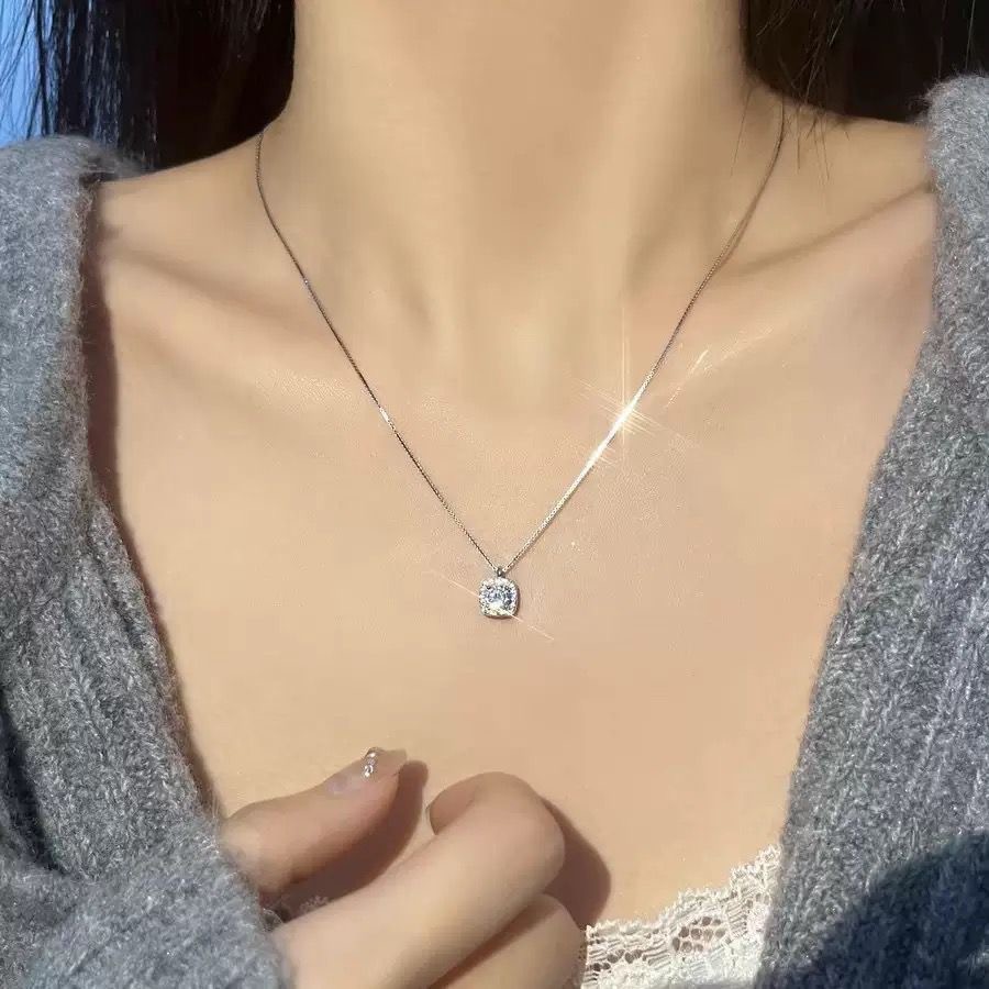 轻奢锆石方糖闪钻项链女简约小众设计颈链精致高级感百搭锁骨链潮