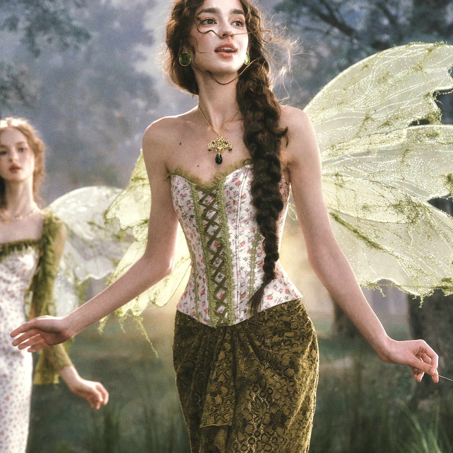 LaceMade 仙踪林 法式复古鱼骨胸衣纹理感抽褶蕾丝半裙套装女春夏