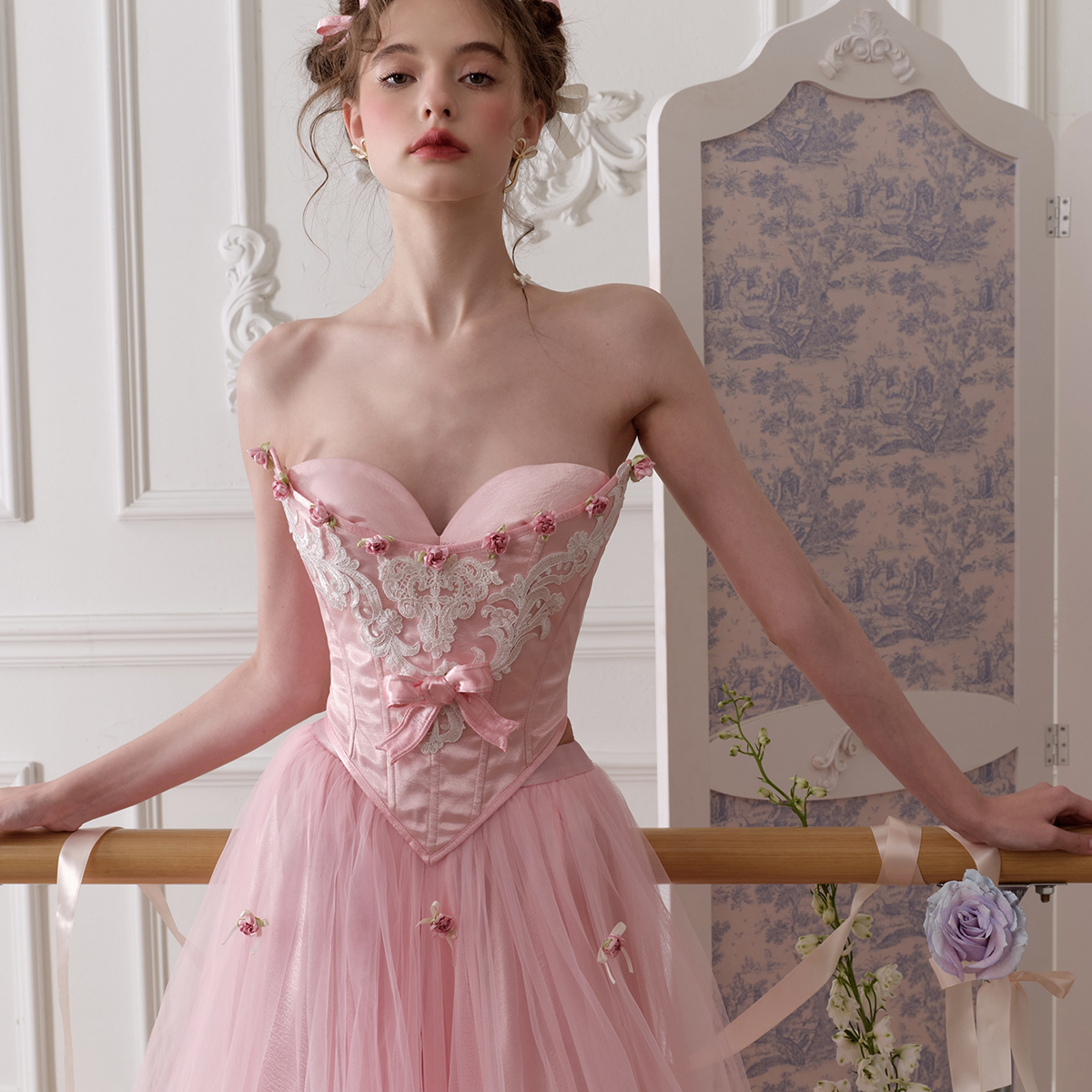 LaceMade 芭比珍妮花 法式甜美芭蕾风粉色鱼骨胸衣网纱半裙套装秋