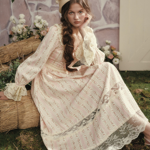 LaceMade 蜜糖花语 法式复古田园风长款印花蕾丝收腰长袖连衣裙秋