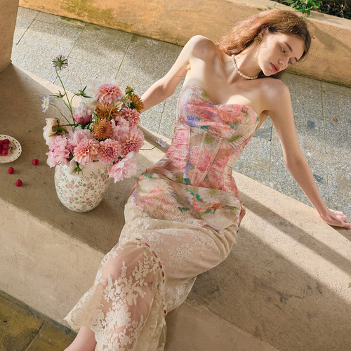 LaceMade 提香花镜 法式甜美浪漫油画感蕾丝鱼骨胸衣半裙套装夏女