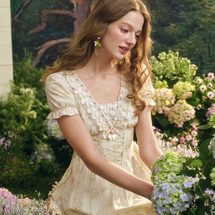 LaceMade 花田茶会 法式田园碎花短袖连衣裙鱼骨裙长款通勤夏季女