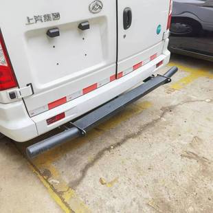 上汽大通V80后保险杠尾门上下车后踏板不锈钢踏板保险杠踏板改装