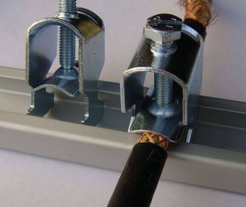 UB屏蔽电缆夹UB6-12EMC/UB50-64EMC 型 机柜屏蔽电缆固定金属夹子