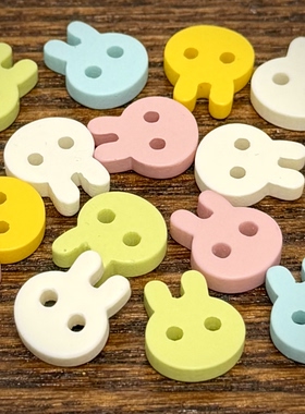 卡通小兔子彩色纽扣卡通外套diy可爱百搭童趣上衣宝宝童装装饰扣