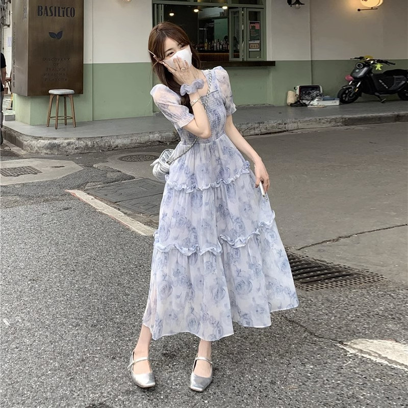 温柔风茶歇法式桔梗长裙2025夏季气质仙女超仙收腰方领碎花连衣裙