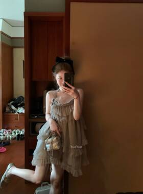 吸吸购物中款心/逆甜心/女装夏季2衣0230601LY叛24新裙子挂脖短裙