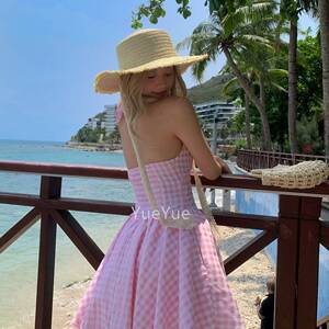 uioi8K5034920o 粉红玛丽猫 粉色格裙女子挂脖连衣裙夏季2025新款
